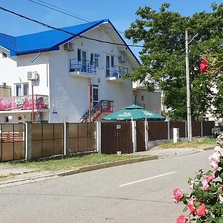 招待所 Casa Delfinul Albastru 3*