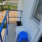 בית הארחה Casa Delfinul Albastru קוסטינסטי