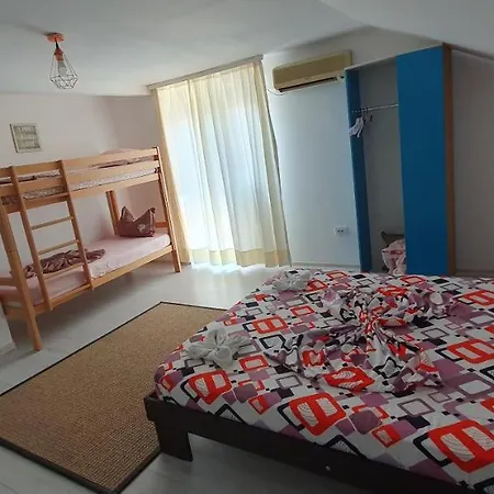 Guest house Delfinul Albastru Costinesti