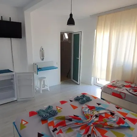 Πανσιόν Casa Delfinul Albastru Costinești